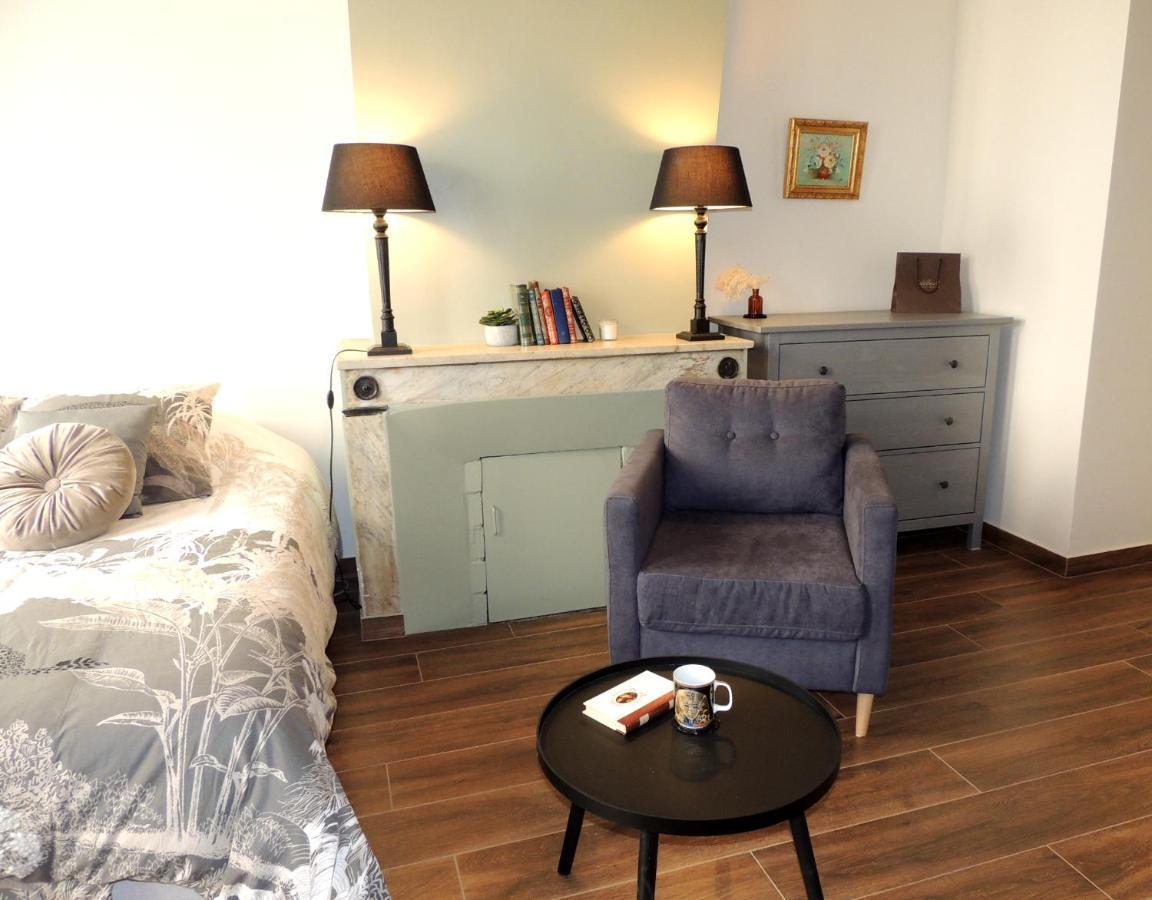 Studio Tout Confort A 2 Pas Du Chateau St Germain Saint-Germain-en-Laye Luaran gambar